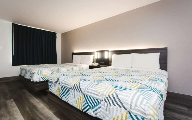Quadruple room