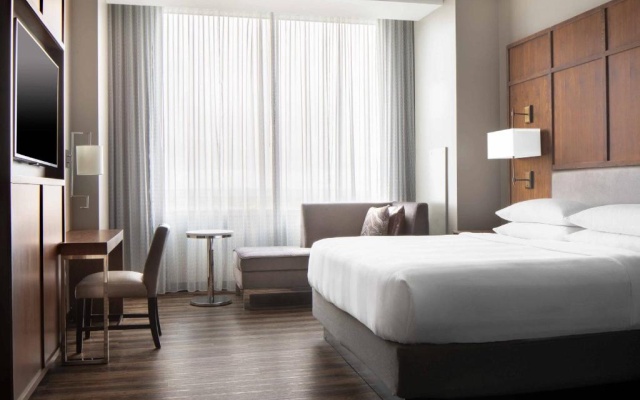 Standard room with city view