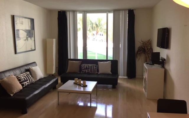 1 Bedroom Apartment with balcony and oceanfront