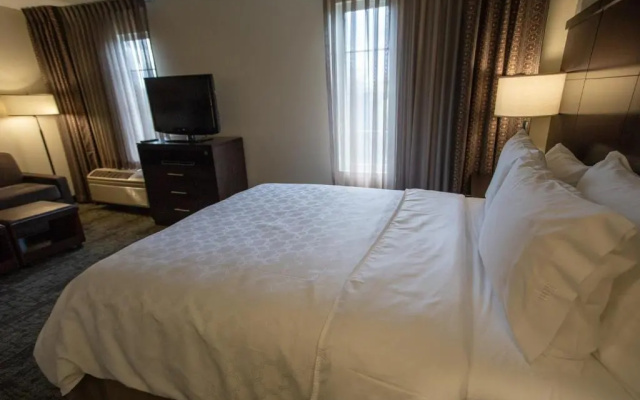 2 Bedrooms Suite