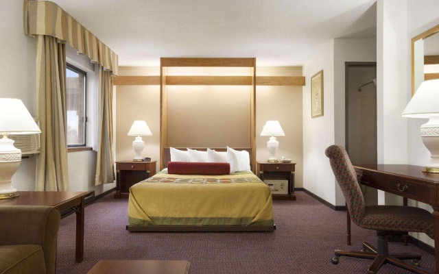 Double Suite