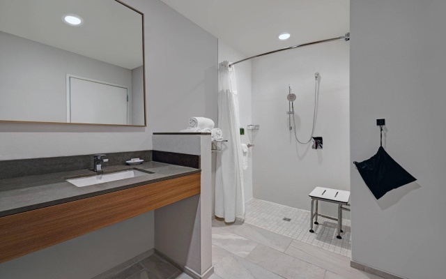Standard Double room with city view