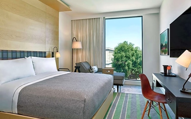 Deluxe Accessible room