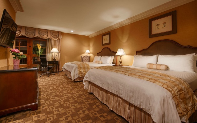 Quadruple room