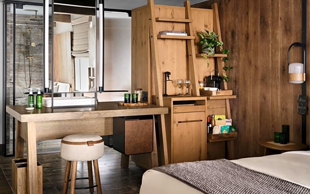 Deluxe Double room