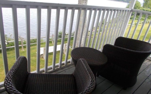Standard Double room with balcony and with partial ocean view