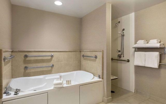 1 Bedroom Double Suite
