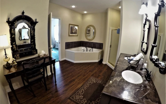 Superior Suite