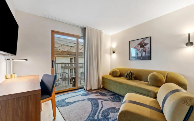 Premier Suite