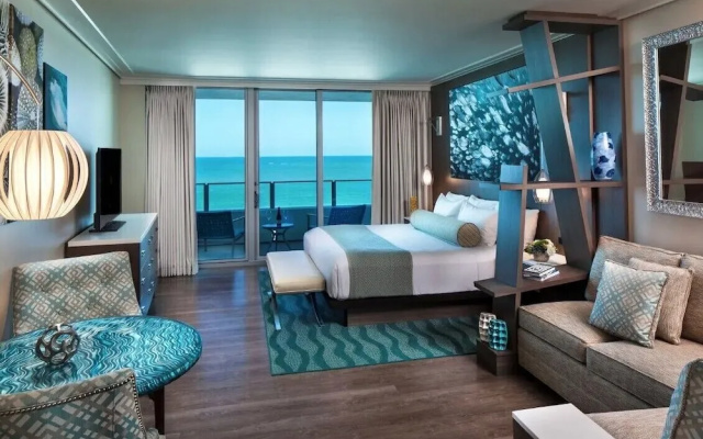 Standard Double room with balcony and with bay view