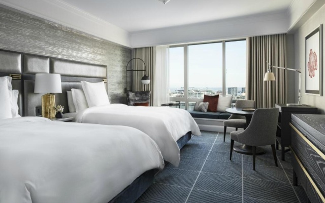 Deluxe Twin room with view