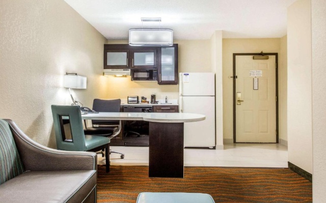 1 Bedroom Double Suite