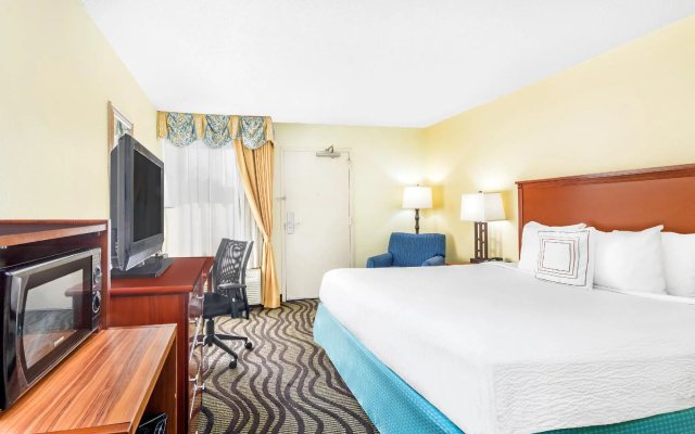 1 Bedroom Double Suite