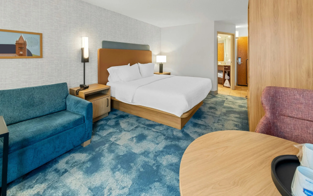 Standard room with city view