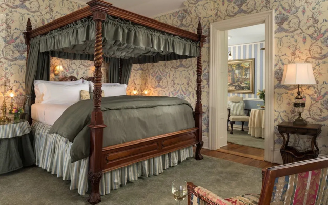 Suite with sunrise view