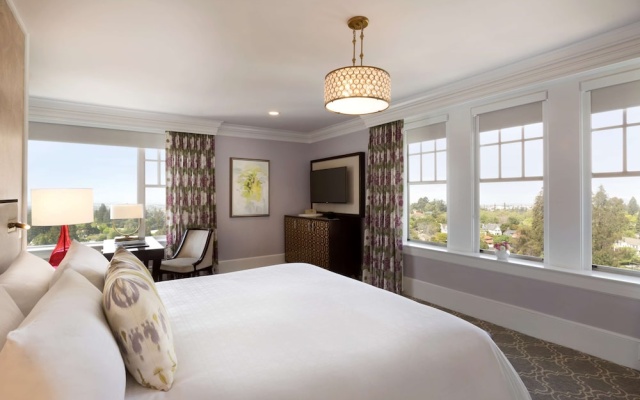 1 Bedroom Double Suite with bay view
