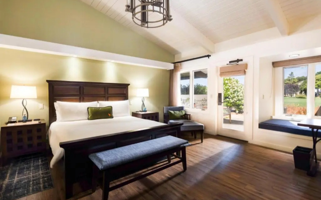 Premier room