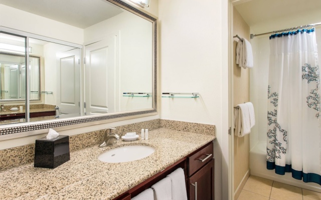 1 Bedroom Suite