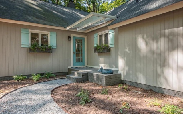 4 Bedrooms Cottage