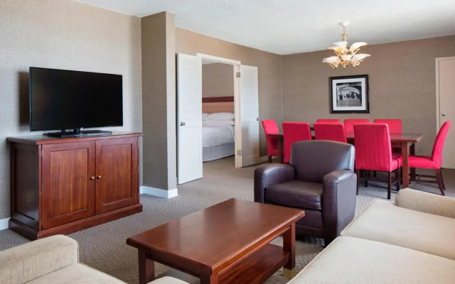 Double Suite