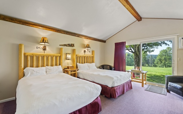 Standard Quadruple room with mountain view