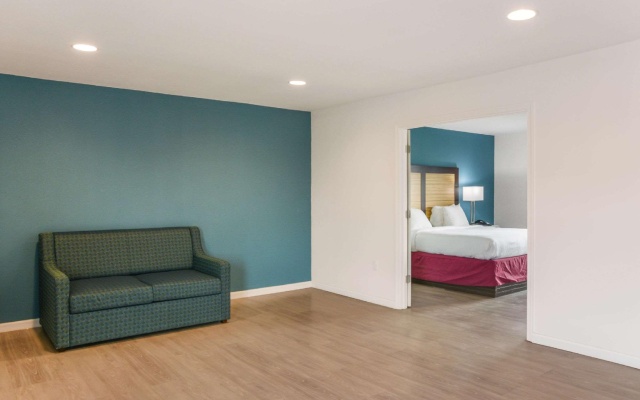 Double Suite