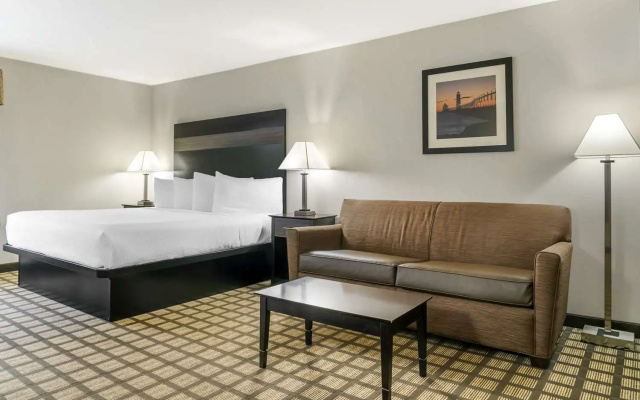 Standard Double room with courtyard view