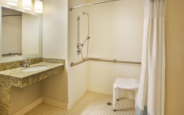 2 Bedrooms Suite