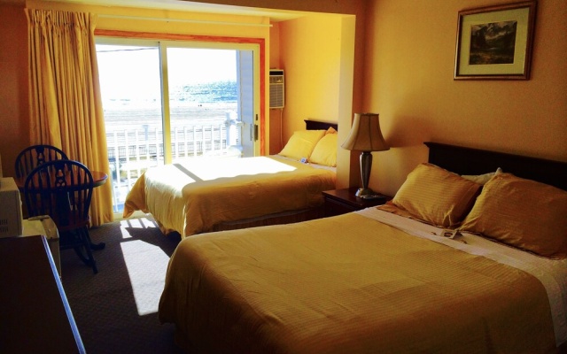 Standard Quadruple room with balcony and with view