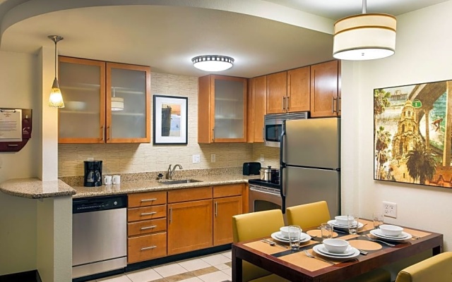 2 Bedrooms Quadruple Suite