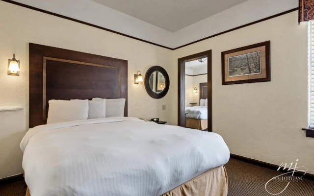 2 Bedrooms Suite