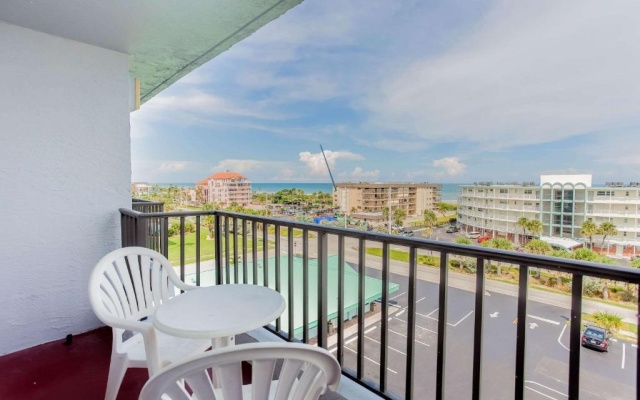 Suite with balcony
