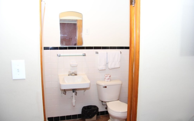 Economy room