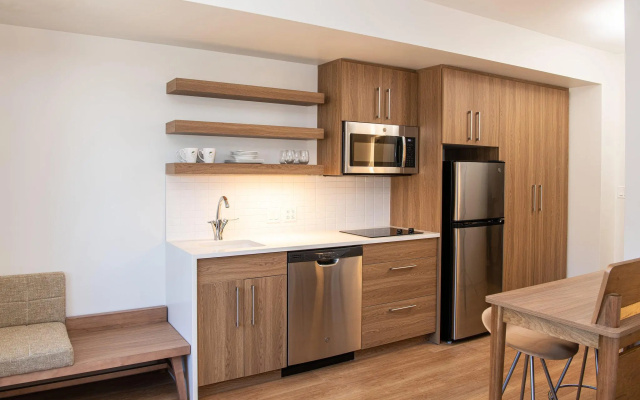 Double Suite