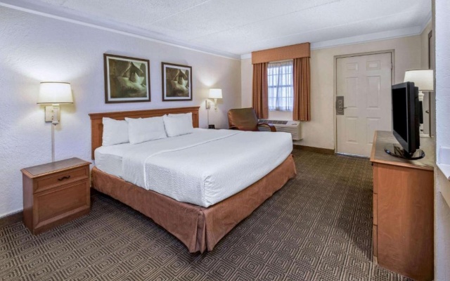 Deluxe Mobility Accessible Double room