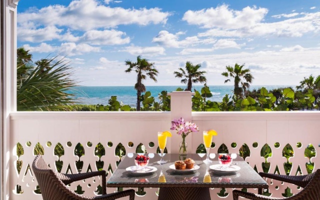 Standard room with sea view