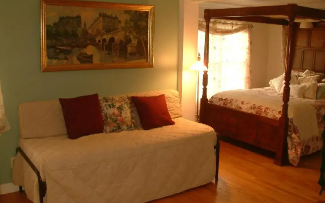 Double Suite