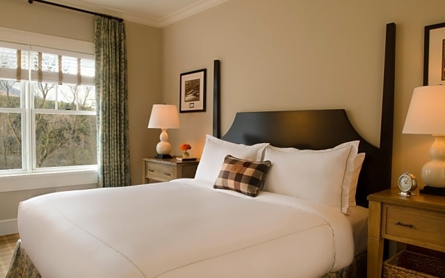 Premier room