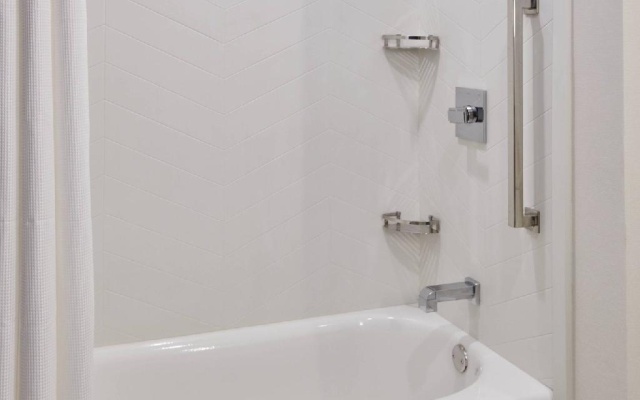 Quadruple Suite