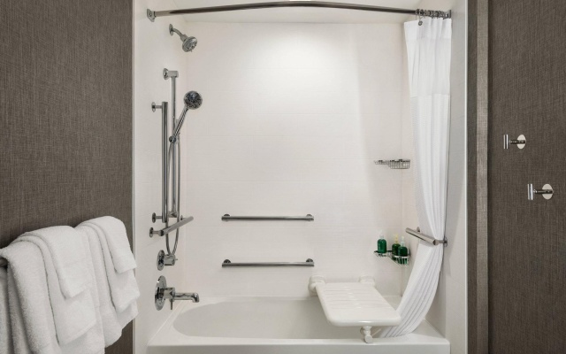 Quadruple Suite with city view