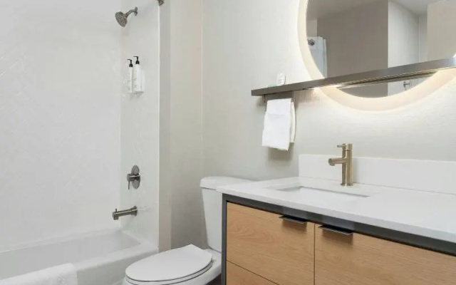 Quadruple Suite