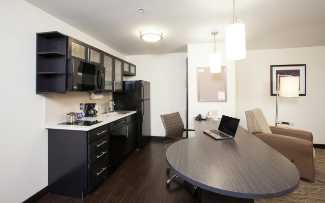 1 Bedroom Suite