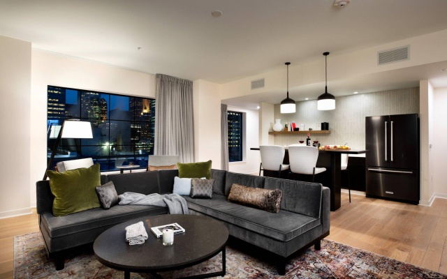 1 Bedroom Double Penthouse Suite with city view