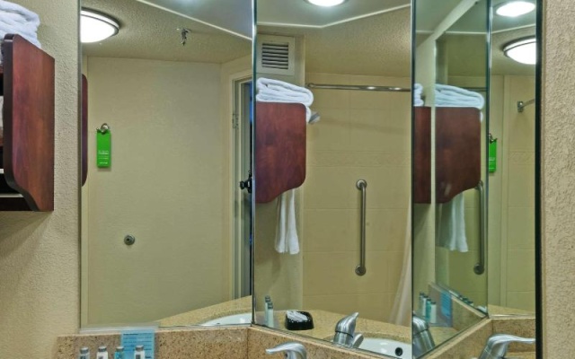 Standard room with city view