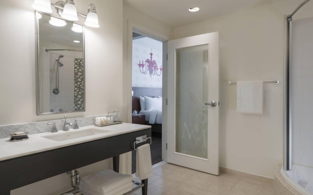 Double Suite