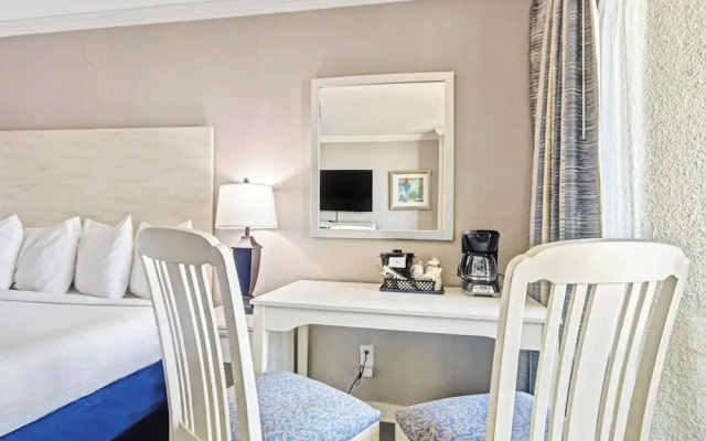 Standard Double room with balcony and with ocean view