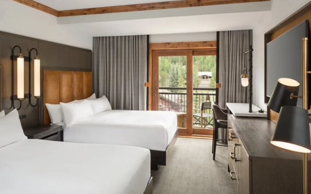 Standard room with mountain view