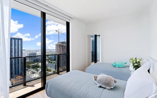 3 Bedrooms Suite with city view