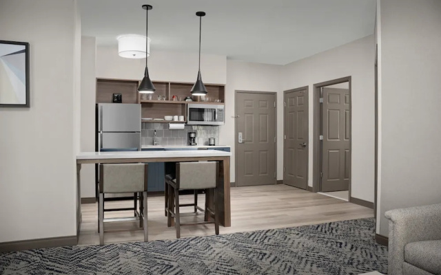 1 Bedroom Suite