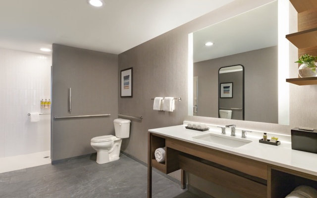 Quadruple Suite